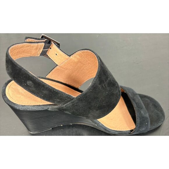 Halogen faux suede strappy sandals  size 6.5 - Picture 5 of 11